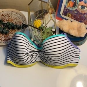 VIctoria's Secret The Gateway Halter